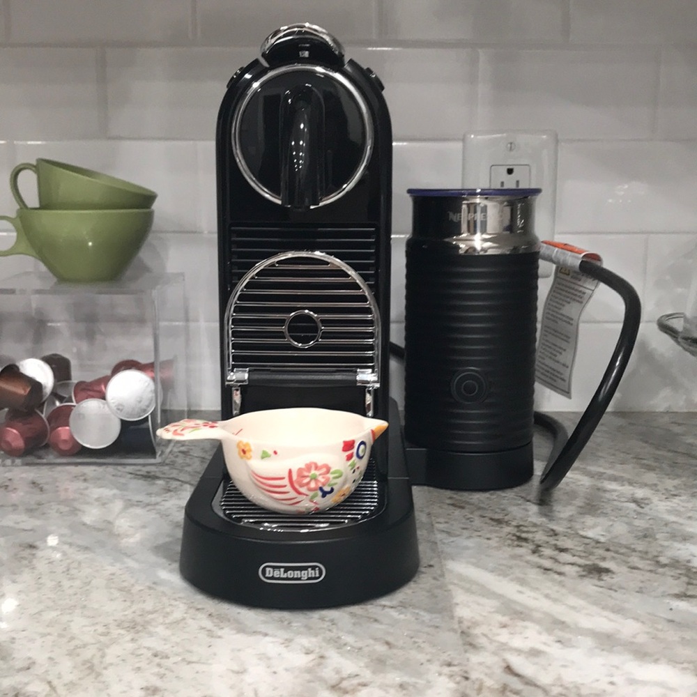 Nespreaso citiz espresso Machine and milk frother